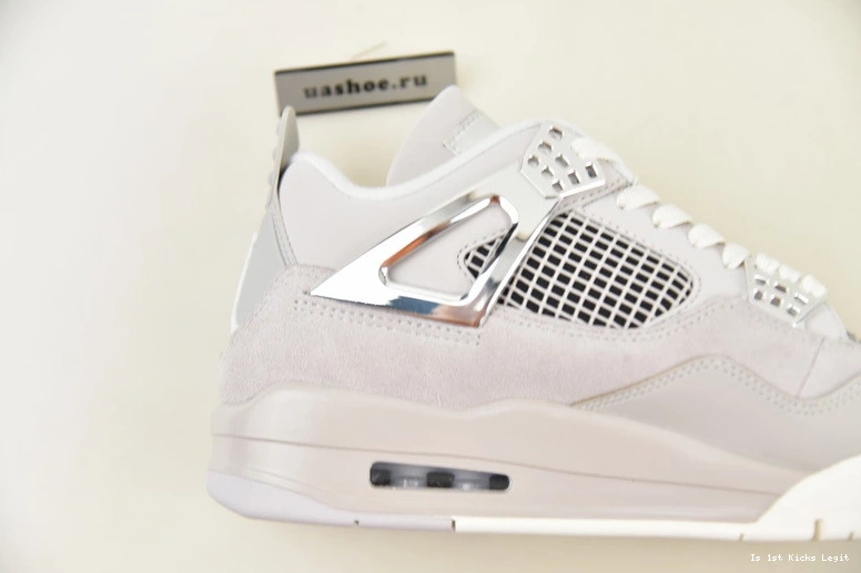 Air AQ9129-001 Moments 4 Jordan Frozen 1120